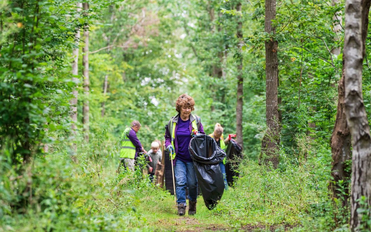 Volunteer litter picking in the parks
