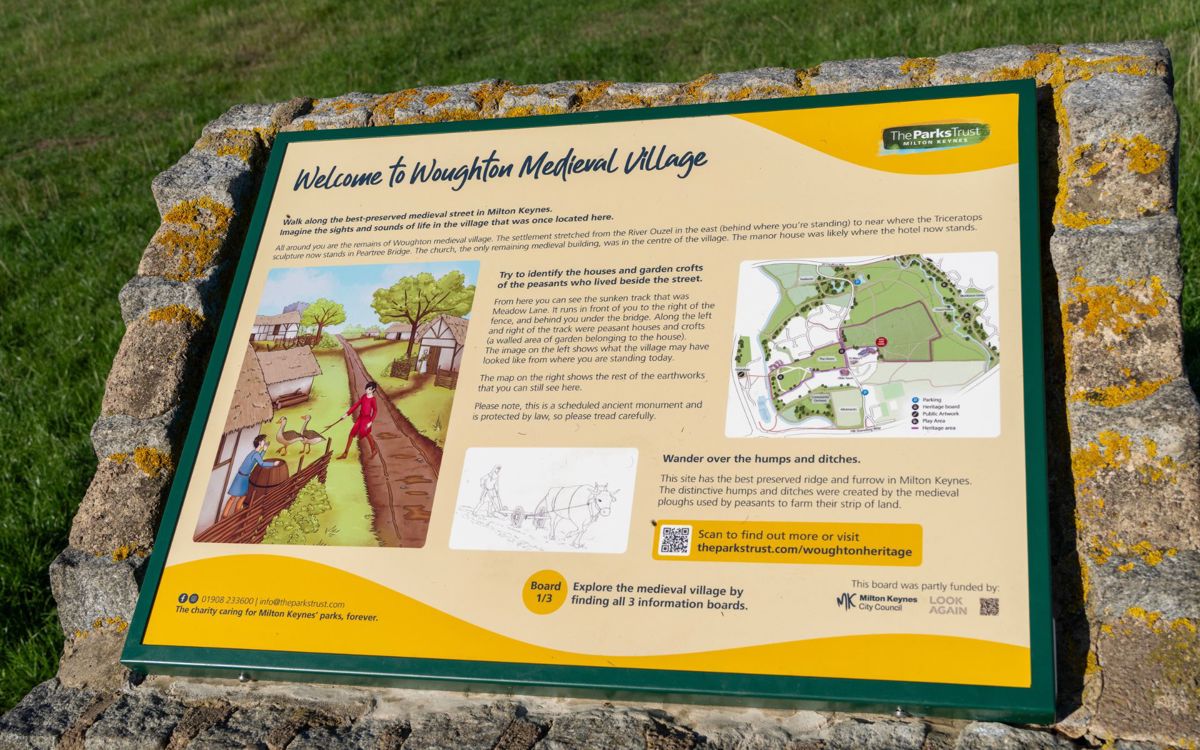 Yellow sign about the Woughton Medieval Village