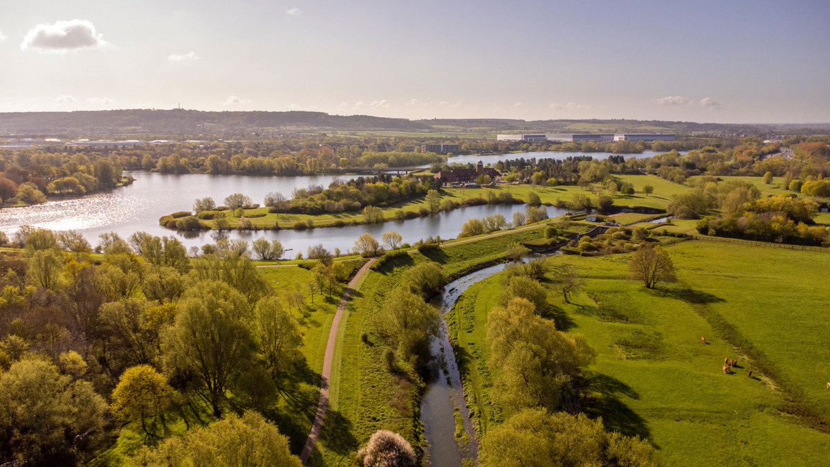 Aerial view of Caldecotte Lake.